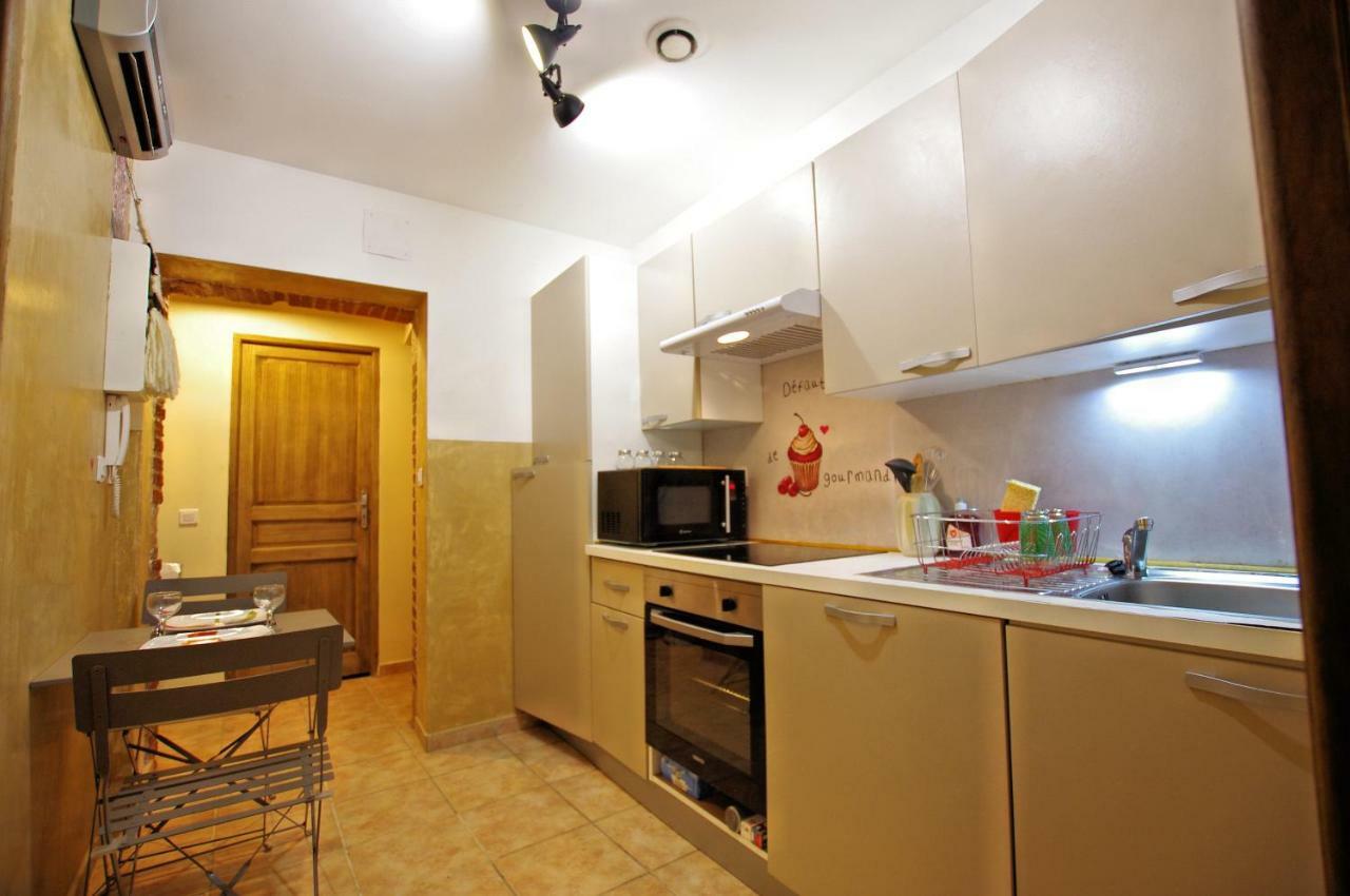 Le Pialou Apartment Albi Bagian luar foto